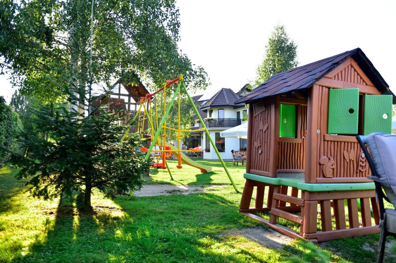 Natura Family Resort Avrig Exterior photo