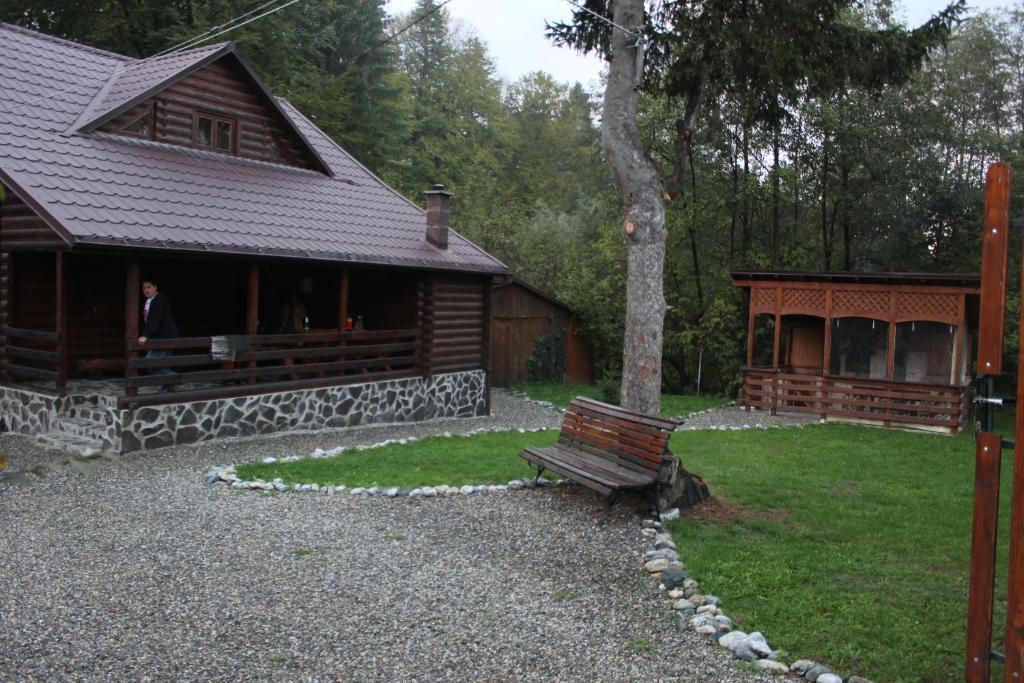 Natura Family Resort Avrig Exterior photo